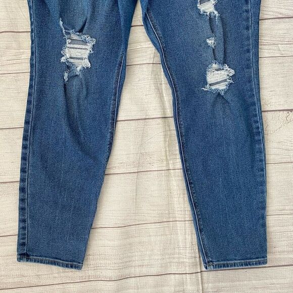 Old navy women 18 rockstar super skinny ripped cotton blend jeans - Picture 2 of 10